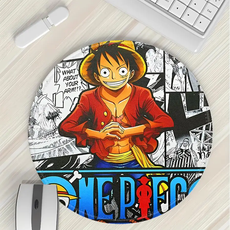 1pc Mouse Pad Desk accessories Game Console Pad office Pad Keyboard Mouse Pad Computer Laptop Pad Anti slip Anime OneS PieceS
1pc Mouse Pad Desk accessories Game Console Pad office Pad Keyboard Mouse Pad Computer Laptop Pad Anti slip Anime OneS PieceS