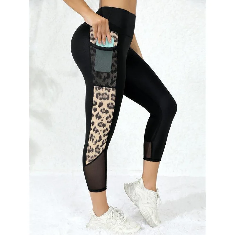 Leopard Print Yoga Capris Seven-Foot Pants Neutral Yoga Trousers for Women Spring 2026 Fashion High-Waist Slim Fit Bottoms
Leopard Print Yoga Capris Seven-Foot Pants Neutral Yoga Trousers for Women Spring 2026 Fashion High-Waist Slim Fit Bottoms