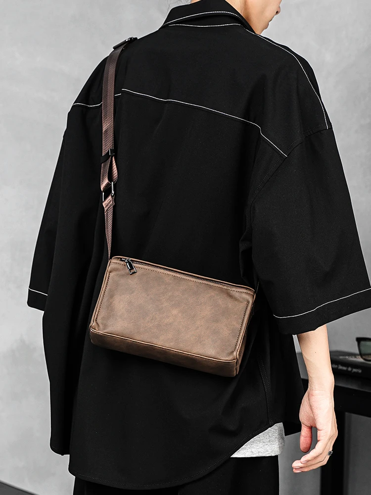 Fashionable Men's Crossbody Bag Casual Horizontal Single Shoulder Bag Retro Messenger Bag Leather Bag Small Backpack
Fashionable Men's Crossbody Bag Casual Horizontal Single Shoulder Bag Retro Messenger Bag Leather Bag Small Backpack