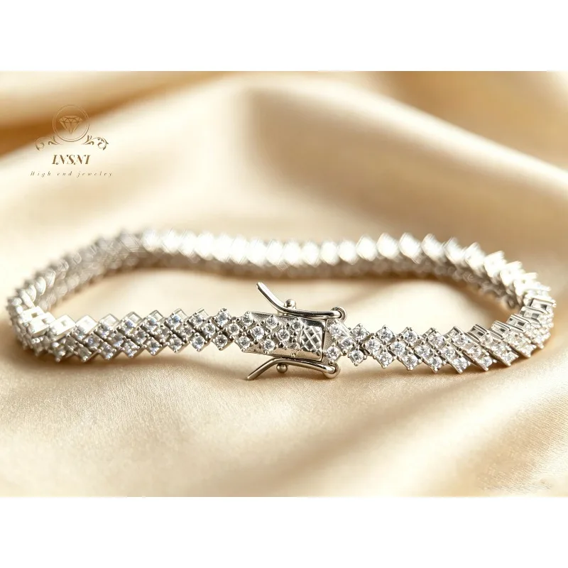 Affordable Luxury S925 Sterling Silver Cube Love 8 Hearts 8 Arrows Moissanite Bracelet Best Gift For Girl friend Wife Daughter
Affordable Luxury S925 Sterling Silver Cube Love 8 Hearts 8 Arrows Moissanite Bracelet Best Gift For Girl friend Wife Daughter