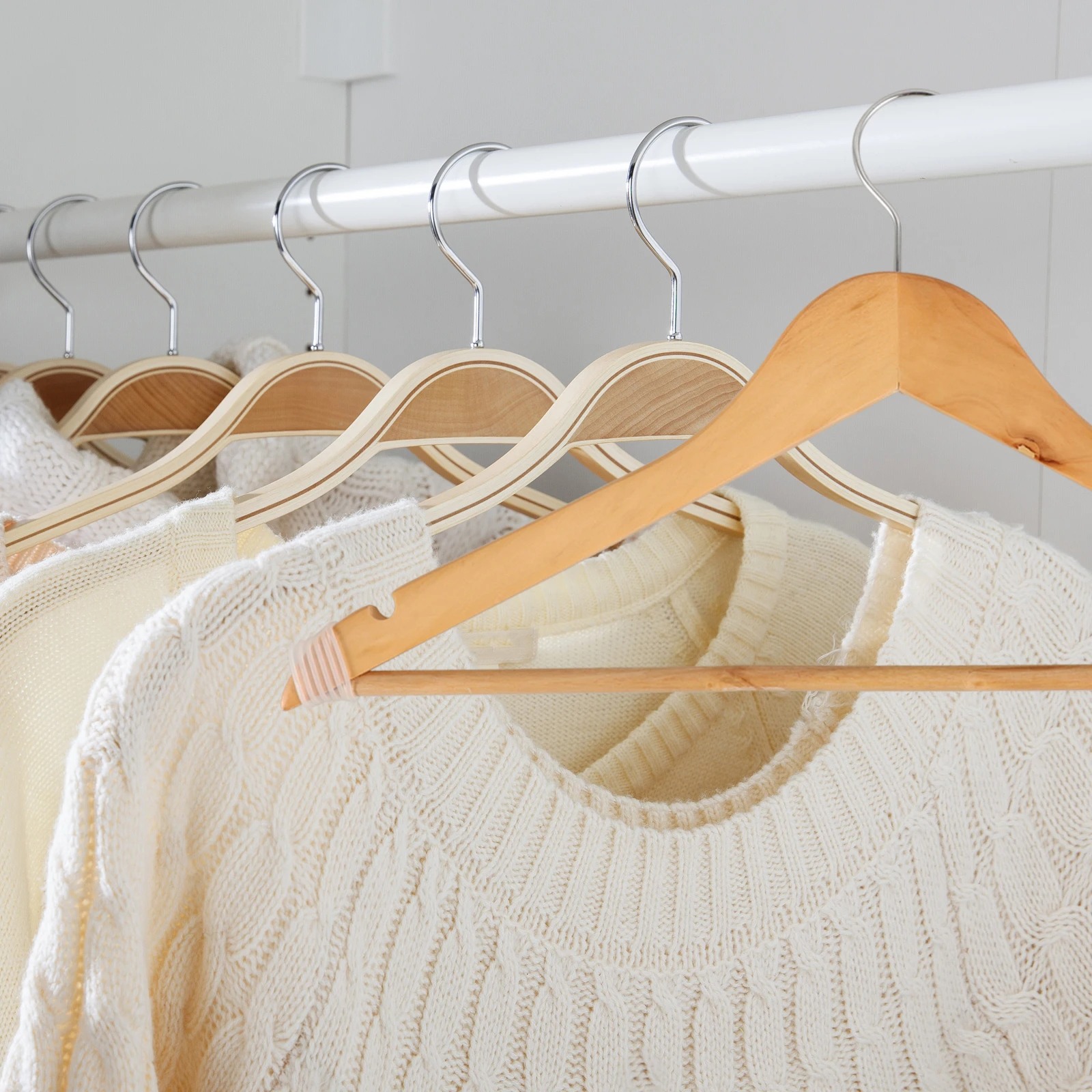 100Pcs Anti-Slip Silicone Hanger Grip Sleeves Non-Skid Clothes Hangers Accessories Home Wardrobe Clothing Hanger Sleeves
100Pcs Anti-Slip Silicone Hanger Grip Sleeves Non-Skid Clothes Hangers Accessories Home Wardrobe Clothing Hanger Sleeves