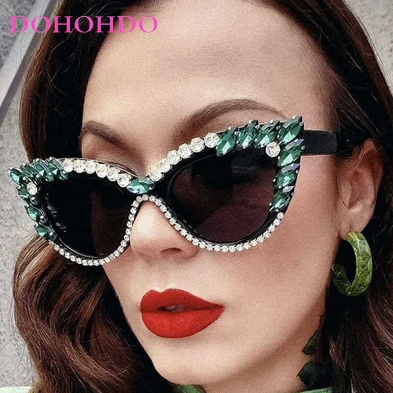 DOHOHDO New Personality Fashion Cat Eye Colorful Big Diamond Glasses Droplet Shaped Sunglasses Cat Eye Diamond Sun Glasses UV400
DOHOHDO New Personality Fashion Cat Eye Colorful Big Diamond Glasses Droplet Shaped Sunglasses Cat Eye Diamond Sun Glasses UV400
