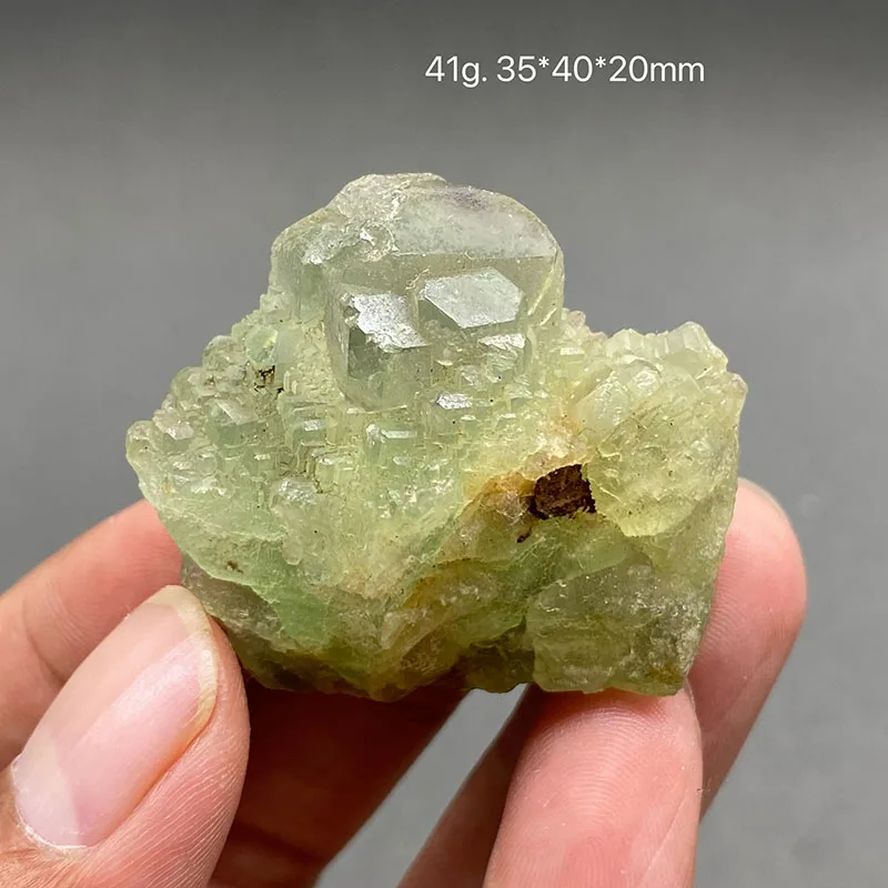 100% натуральный флюорит, кластер минералов, камни, целебный кристалл, украшения для дома
100% натуральный флюорит, кластер минералов, камни, целебный кристалл, украшения для дома