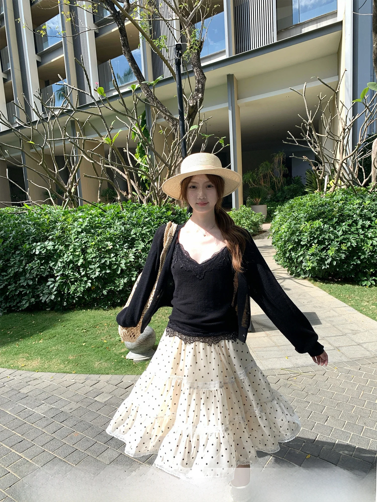 Retro Polka Dot Lace Trim Cake Skirt High Waist Women's Half Body Skirt Spring 2026 New Style Versatile Loose A-Line Skirt
Retro Polka Dot Lace Trim Cake Skirt High Waist Women's Half Body Skirt Spring 2026 New Style Versatile Loose A-Line Skirt
