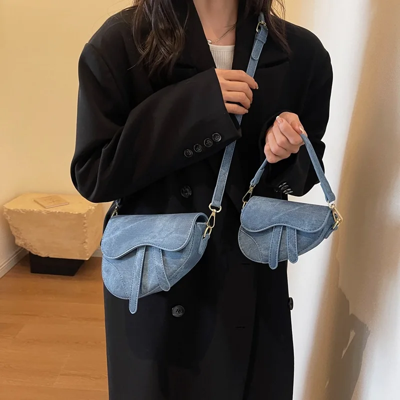 Fashion Pu Leather Women'S Crossbody Saddle Bags with Stylish Design Leisure Shoulder Bags Ladies' Small Purse and Handbags
Fashion Pu Leather Women'S Crossbody Saddle Bags with Stylish Design Leisure Shoulder Bags Ladies' Small Purse and Handbags