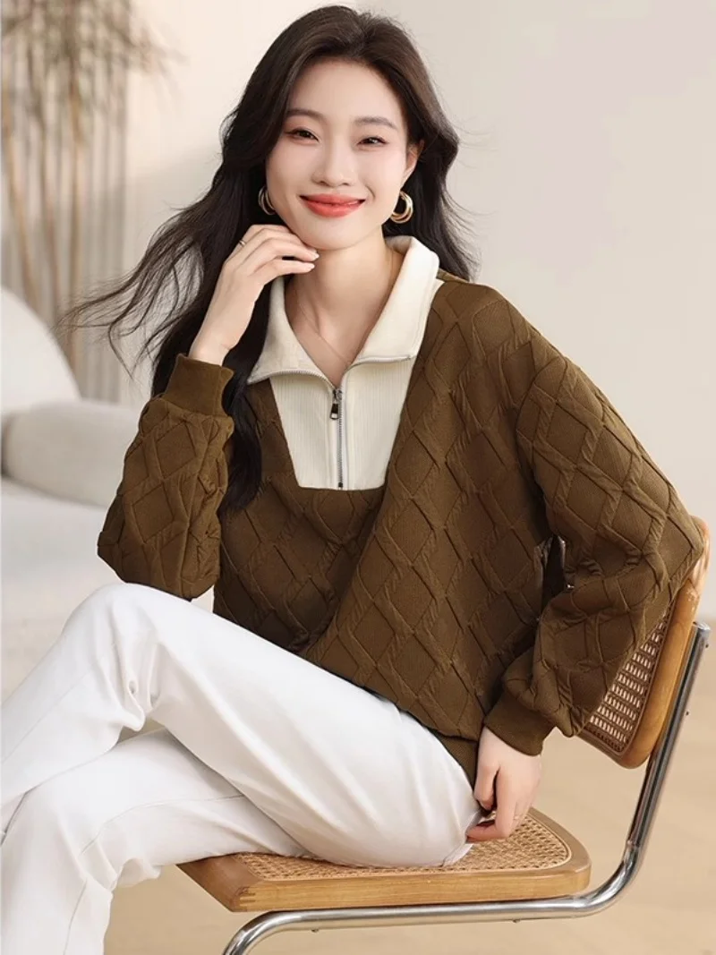 Толстовка в стиле пэчворк контрастного цвета в стиле ретро для женщин, осенне-зимний универсальный пуловер с лацканами на половину молнии, топ w602
Толстовка в стиле пэчворк контрастного цвета в стиле ретро для женщин, осенне-зимний универсальный пуловер с лацканами на половину молнии, топ w602