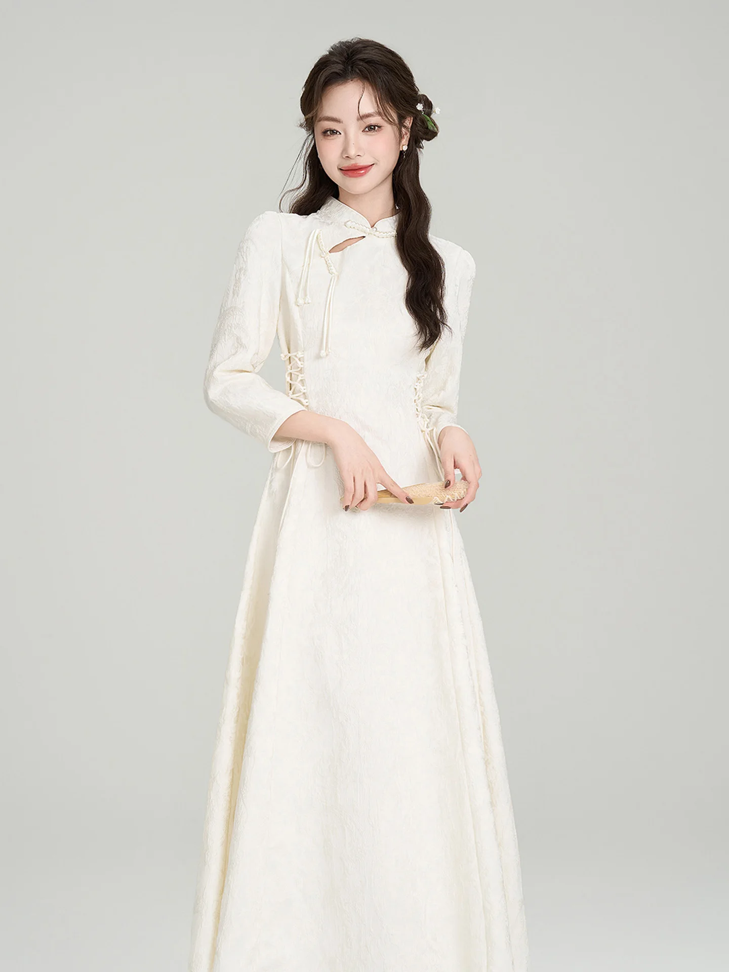 New Chinese Style Young Women's Qipao Dress Waist-Cinching Long Skirt Spring 2026 Design Sensation Traditional National Fashion
New Chinese Style Young Women's Qipao Dress Waist-Cinching Long Skirt Spring 2026 Design Sensation Traditional National Fashion
