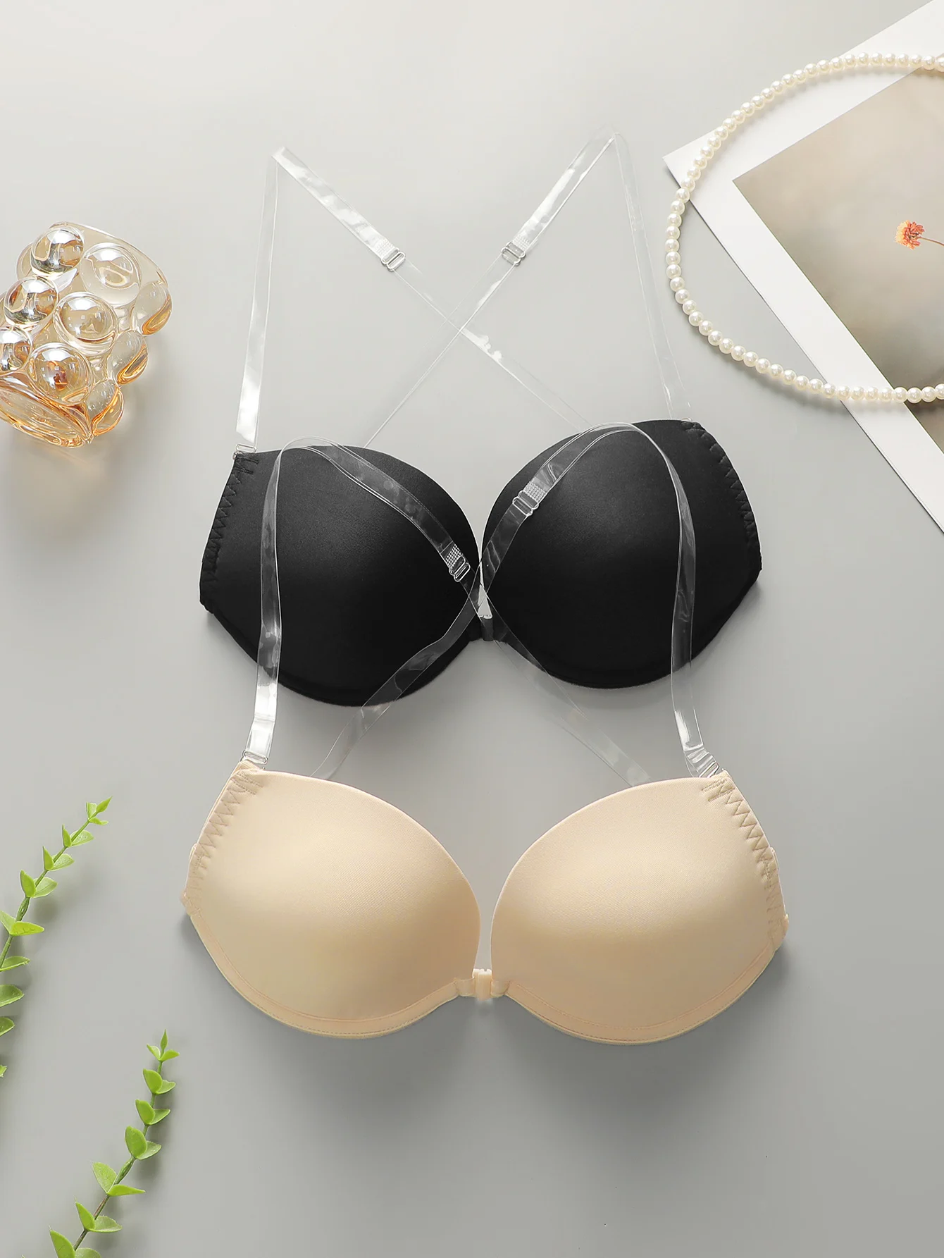 Комплект разноцветного нижнего белья на пуговицах спереди, летний красивый прозрачный сексуальный бюстгальтер с крестиком сзади, невидимый бюстгальтер A2129
Комплект разноцветного нижнего белья на пуговицах спереди, летний красивый прозрачный сексуальный бюстгальтер с крестиком сзади, невидимый бюстгальтер A2129