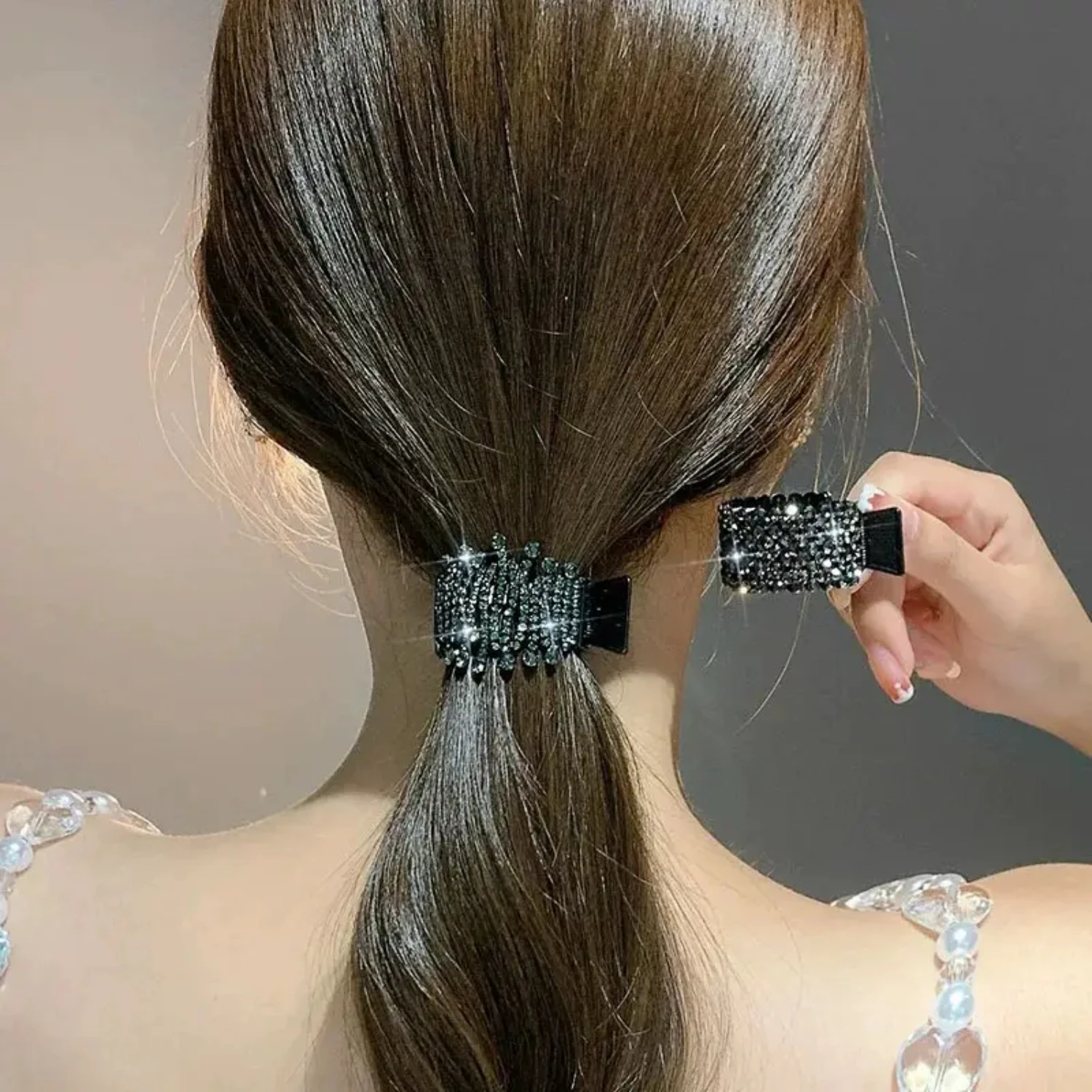 Pearl Metal Hair Clips with Rhinestones - Elegant Womens Fashion Hair Accessories (1pc) Bonding glue for lace wig Twist brush
Pearl Metal Hair Clips with Rhinestones - Elegant Womens Fashion Hair Accessories (1pc) Bonding glue for lace wig Twist brush