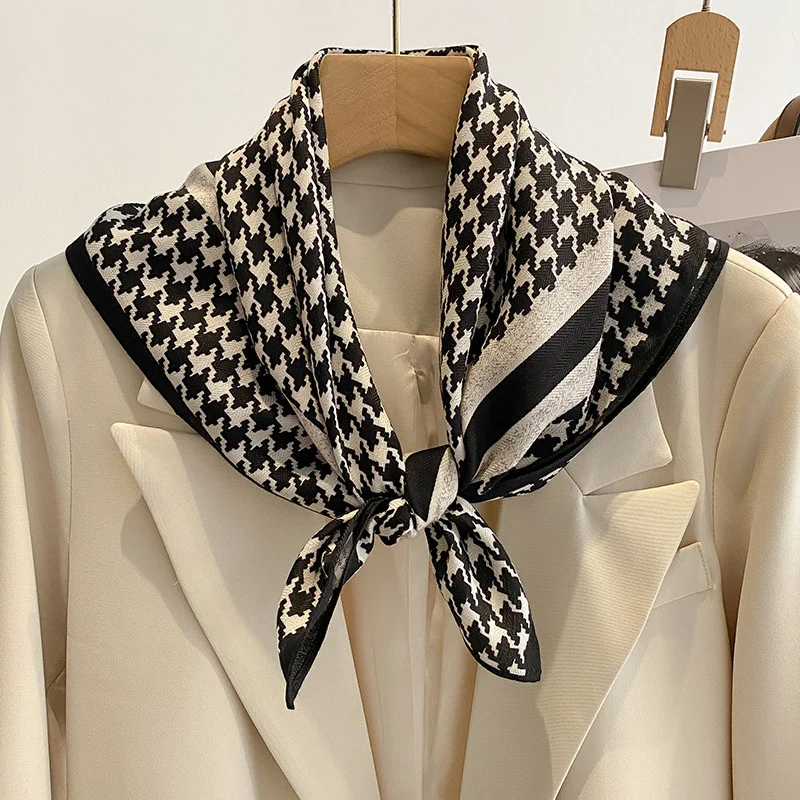 70CM Cotton Bandana Neck Scarf for Women Plaid Print Handkerchief Non-slip Hijab Female Luxury Headband Soft Neck Scarves 2026
70CM Cotton Bandana Neck Scarf for Women Plaid Print Handkerchief Non-slip Hijab Female Luxury Headband Soft Neck Scarves 2026