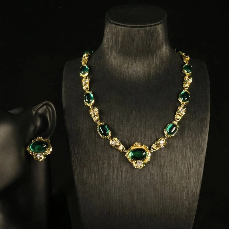 Necklace and Earrings Set with Green Beads Vintage Luxury Jewelry Elegant Baroque Style Statement Accessories for Women
Necklace and Earrings Set with Green Beads Vintage Luxury Jewelry Elegant Baroque Style Statement Accessories for Women
