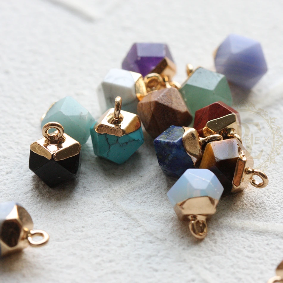 One Piece Semi Precious Stone - Plated Framed Stone Beads - Faceted Nugget 12x10mm(G444-1)
One Piece Semi Precious Stone - Plated Framed Stone Beads - Faceted Nugget 12x10mm(G444-1)