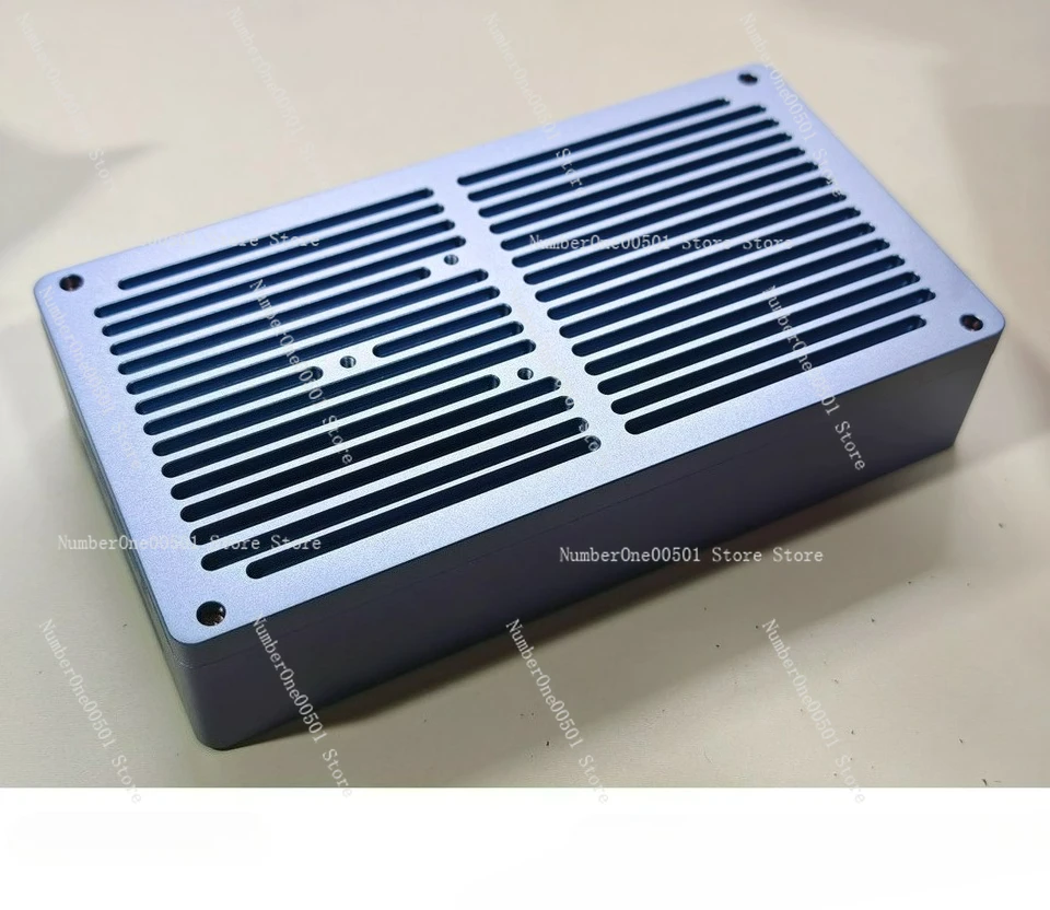 80Gbps m4max U.2/3 enterprise SSD case dit supports V-port battery
80Gbps m4max U.2/3 enterprise SSD case dit supports V-port battery