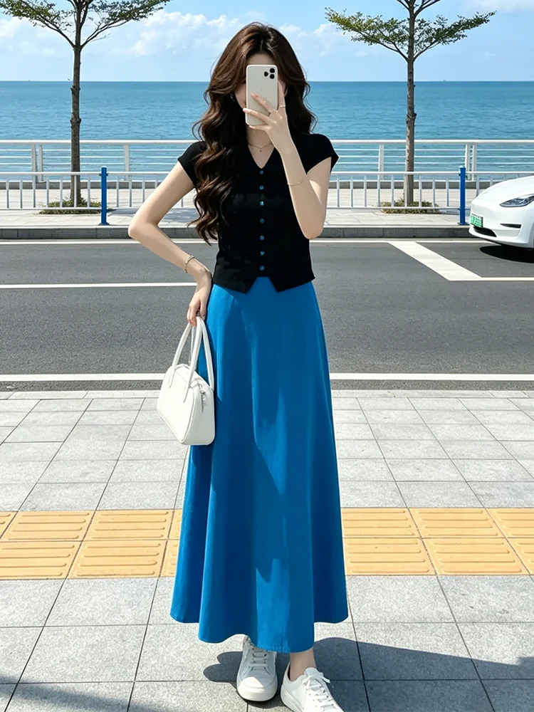 Unique Beautiful Black And Blue Knitted Slim Fit Short Sleeve Top And Half Skirt Set Casual Style High Waist Breathable Summe...
Unique Beautiful Black And Blue Knitted Slim Fit Short Sleeve Top And Half Skirt Set Casual Style High Waist Breathable Summe...