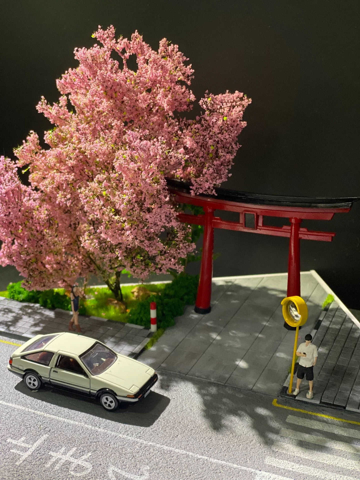 1:64 Japanese Torii Gate Diorama, 20×20cm
1:64 Japanese Torii Gate Diorama, 20×20cm