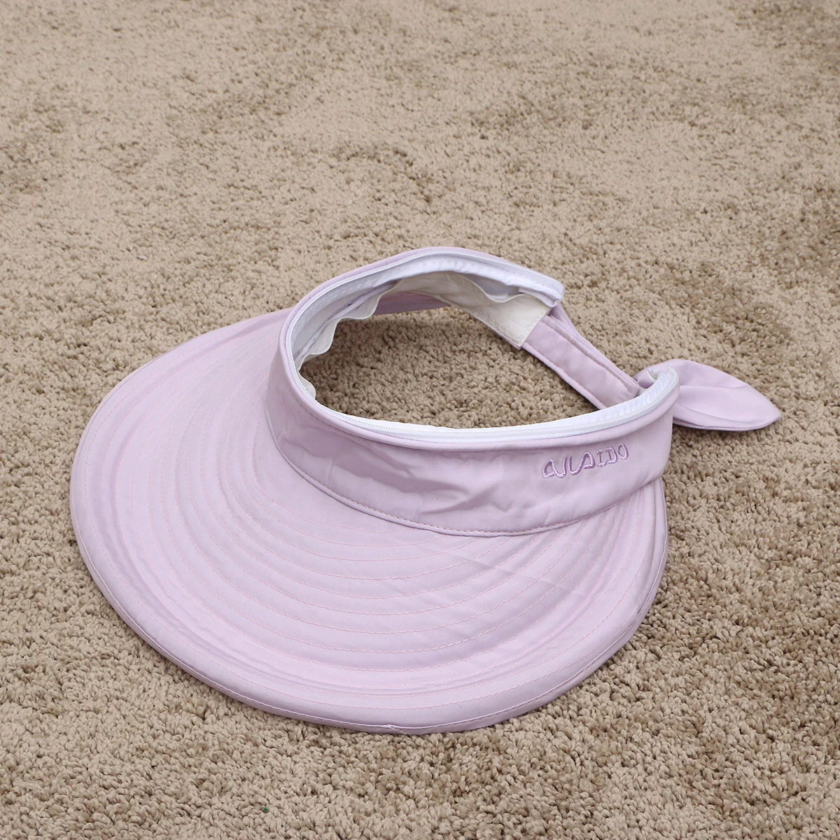 Sun Visor Hats For Women Uv Protection Wide Brim Foldable Beach Outdoor Summer Cap Soft Adjustable Fashionable
Sun Visor Hats For Women Uv Protection Wide Brim Foldable Beach Outdoor Summer Cap Soft Adjustable Fashionable
