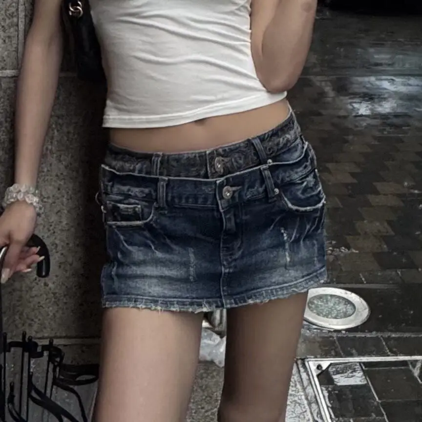 Y2k Retro Old Washed Denim Skirt 2026 Summer New Slim-fitting Hip Mini Skirt
Y2k Retro Old Washed Denim Skirt 2026 Summer New Slim-fitting Hip Mini Skirt