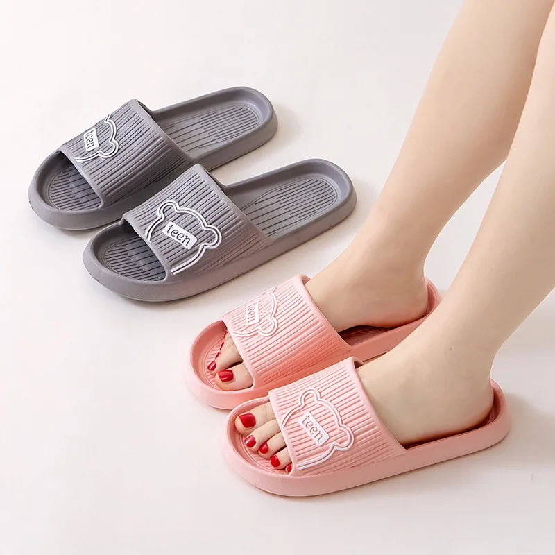 Women Soft Sole Cloud Slippers Thick Platform Indoor Outdoor Beach Sandals Summer EVA Non Slip Flip Flops
Women Soft Sole Cloud Slippers Thick Platform Indoor Outdoor Beach Sandals Summer EVA Non Slip Flip Flops