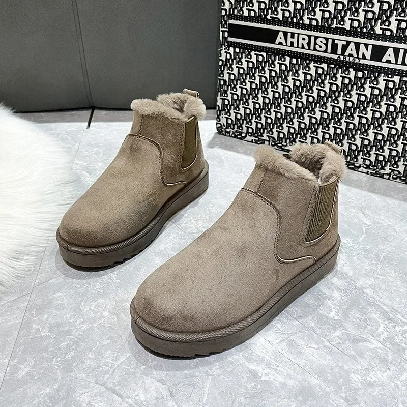 Winter Women's New Rubber Thick-soled Ankle Boots Outdoor Heightening Comfortable Warm Hiking Cotton Shoes Fashion Snow Boots
Winter Women's New Rubber Thick-soled Ankle Boots Outdoor Heightening Comfortable Warm Hiking Cotton Shoes Fashion Snow Boots