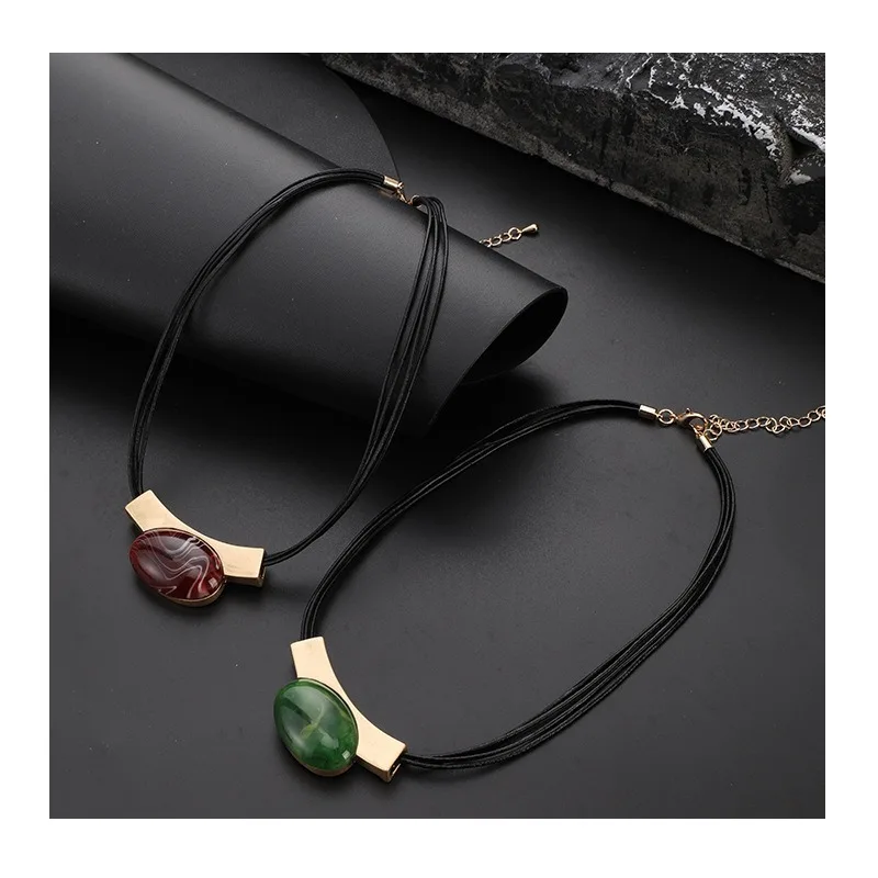 Specializing in Hot-selling Metal Necklaces, Fashionable and Popular Women's Jewelry, Exaggerated High-end Necklaces
Specializing in Hot-selling Metal Necklaces, Fashionable and Popular Women's Jewelry, Exaggerated High-end Necklaces