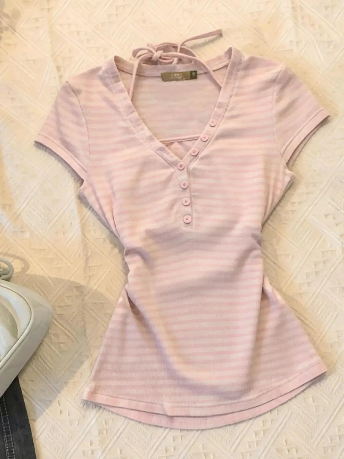 Summer Sweet Spicy Girl Retro T Shirts 2000s Fashionable Women Clothes Vintage Y2k Pink Blue Striped Tops Chic Button Strap Tees
Summer Sweet Spicy Girl Retro T Shirts 2000s Fashionable Women Clothes Vintage Y2k Pink Blue Striped Tops Chic Button Strap Tees