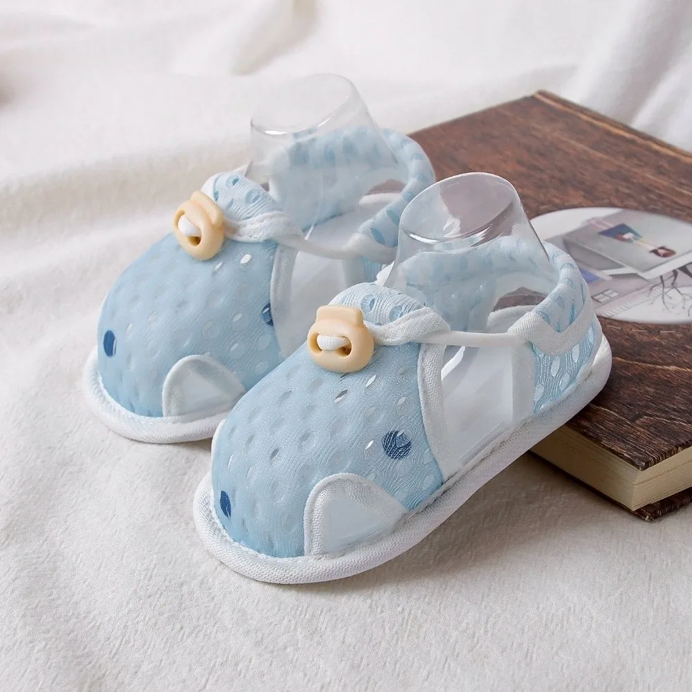 Breathable Baby Shoes Mesh Soft Sole Toddler Shoes Lightweight Machine Washable Infant Anti-slip Sandals First Walkers
Breathable Baby Shoes Mesh Soft Sole Toddler Shoes Lightweight Machine Washable Infant Anti-slip Sandals First Walkers
