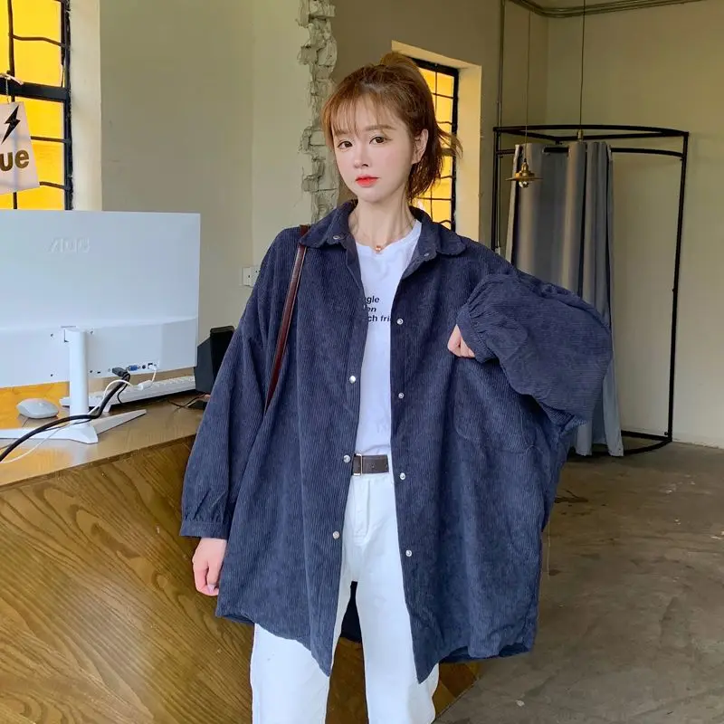 Retro Corduroy Long Sleeve Shirt Women's Loose Design Spring Autumn Fashion Outerwear Simple Style Button Closure Casual Coat
Retro Corduroy Long Sleeve Shirt Women's Loose Design Spring Autumn Fashion Outerwear Simple Style Button Closure Casual Coat