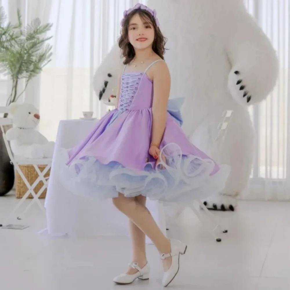 Атласное тюлевое платье принцессы с бантом для маленьких девочек, детское платье для первого причастия, бальное платье, платье для свадебной вечеринки, дня рождения
Атласное тюлевое платье принцессы с бантом для маленьких девочек, детское платье для первого причастия, бальное платье, платье для свадебной вечеринки, дня рождения