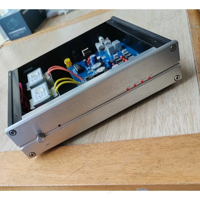 L1543DAC 16X parallel TDA1543HiFi fever decoder to reproduce TDA1541 analog taste
L1543DAC 16X parallel TDA1543HiFi fever decoder to reproduce TDA1541 analog taste