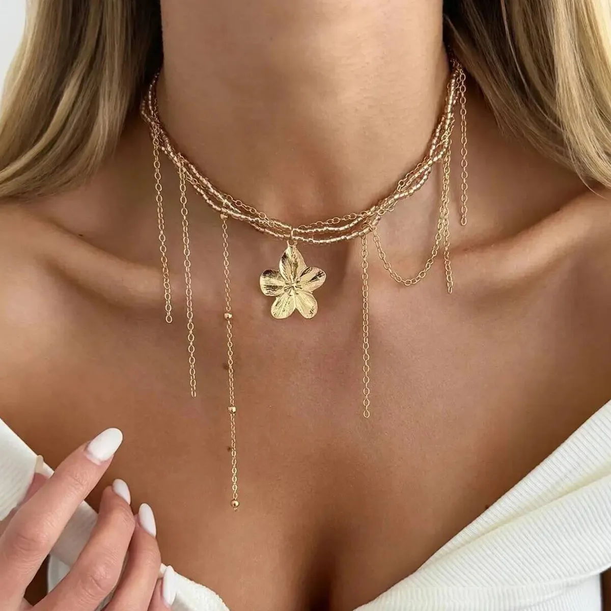 Ingemark Trendy Gold Color Flower Pendant Necklace for Women Bohemia Multi-layer Small Seed Beaded Short Choker Jewelry Gifts
Ingemark Trendy Gold Color Flower Pendant Necklace for Women Bohemia Multi-layer Small Seed Beaded Short Choker Jewelry Gifts