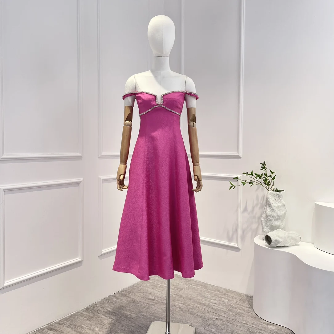 2023 New Arrival Top Quality Light Luxury Pink Textured Diamante Off-shoulder Front Hollow Out Flared Midi Dress Women Fashion
2023 New Arrival Top Quality Light Luxury Pink Textured Diamante Off-shoulder Front Hollow Out Flared Midi Dress Women Fashion