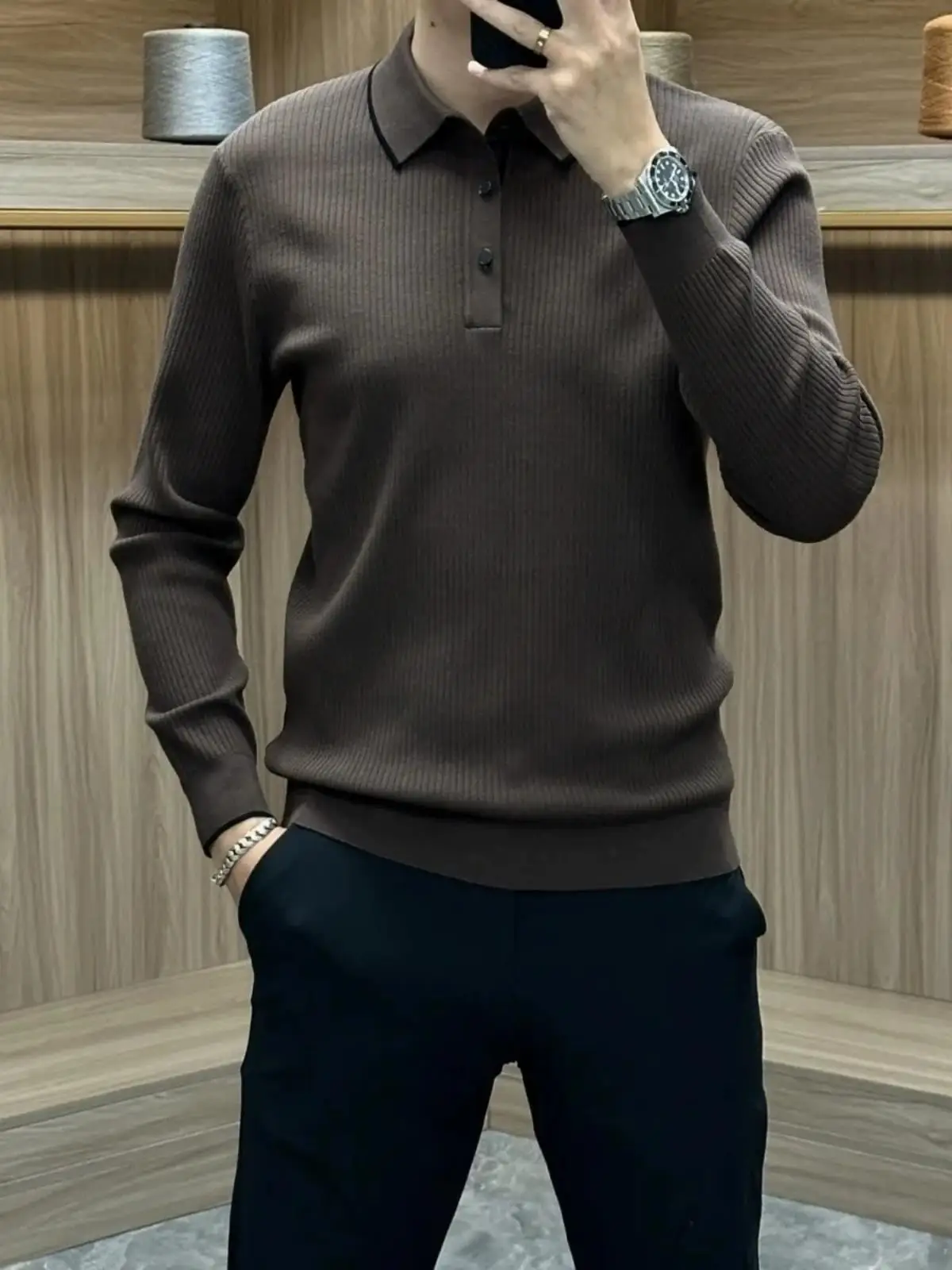 Мужской трикотажный свитер в стиле кэжуал, приталенный, модный, с воротником, цветной, для осени и зимы
Мужской трикотажный свитер в стиле кэжуал, приталенный, модный, с воротником, цветной, для осени и зимы