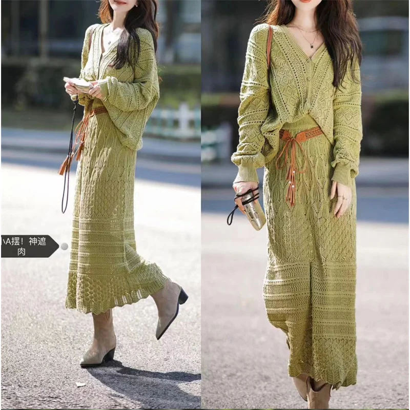 2025In-stock Knitted Cardigan+Elastic Waist Half Skirt Casual Set for Women French Style Little Chanel
2025In-stock Knitted Cardigan+Elastic Waist Half Skirt Casual Set for Women French Style Little Chanel