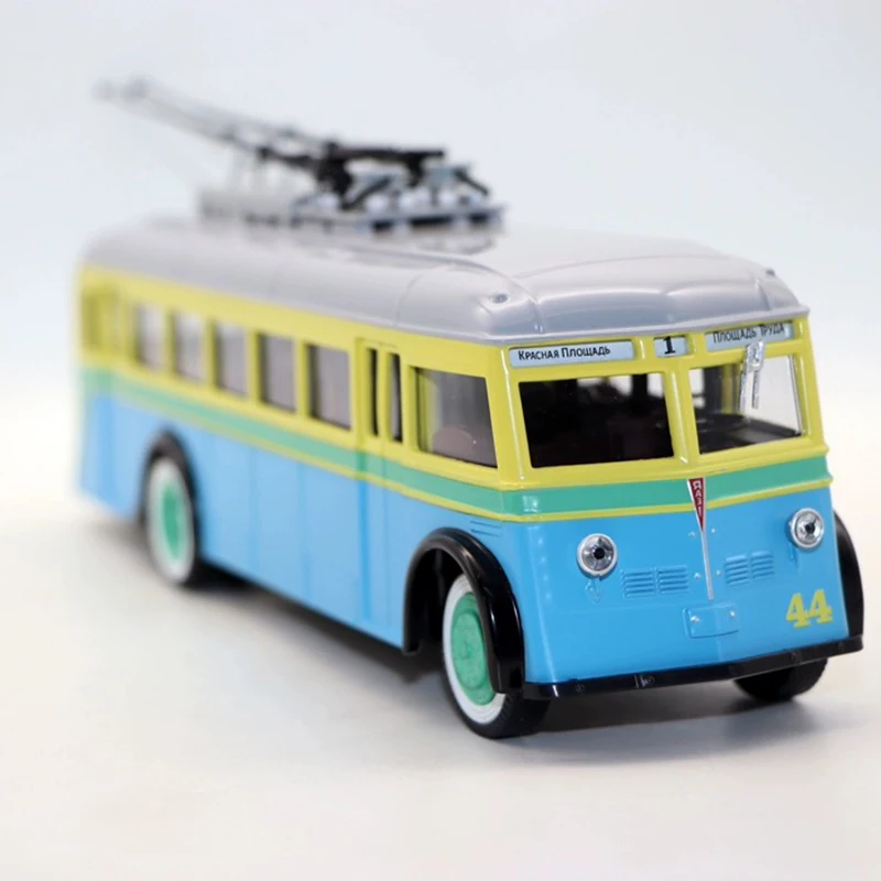 Литая под давлением 1/43 Trolleybus/JaTb 1, модель автомобиля из сплава, классический сувенир для взрослых, подарок, статический дисплей, игрушка в подарок
Литая под давлением 1/43 Trolleybus/JaTb 1, модель автомобиля из сплава, классический сувенир для взрослых, подарок, статический дисплей, игрушка в подарок