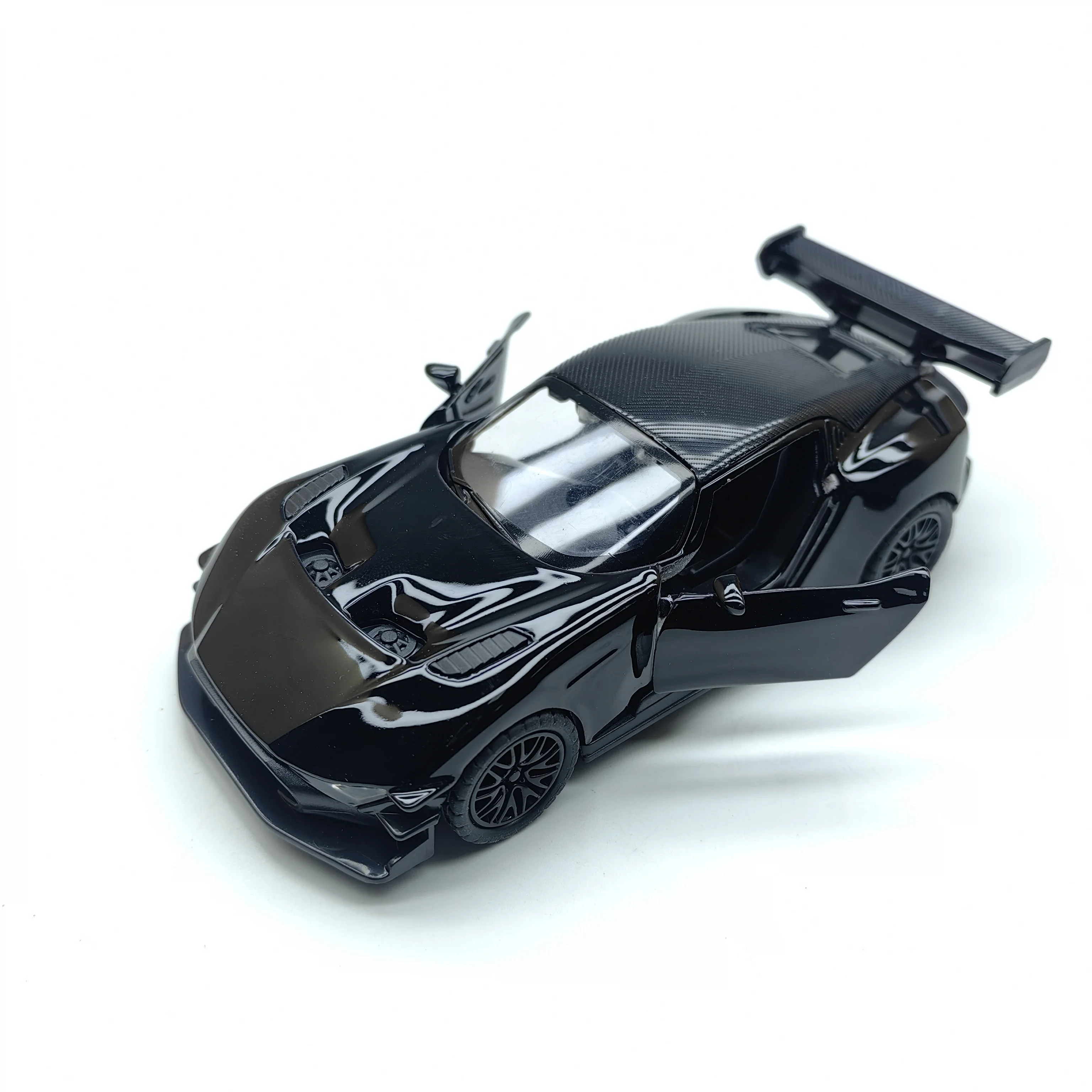 Simulated alloy racing car model, child-friendly, shock-resistant, reusable, and suitable for display.
Simulated alloy racing car model, child-friendly, shock-resistant, reusable, and suitable for display.