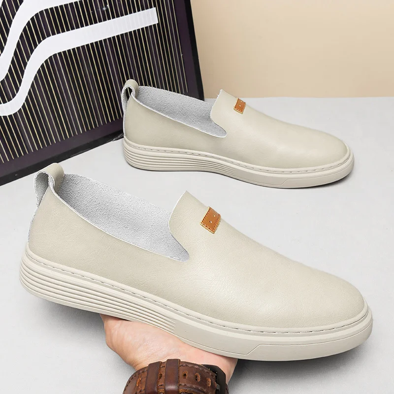High Quality Men's Fashionable New Cowhide Lazy Shoes Driving Shoes Spring /Autumn Fashionable Outdoor Comfortable Casual Shoes
High Quality Men's Fashionable New Cowhide Lazy Shoes Driving Shoes Spring /Autumn Fashionable Outdoor Comfortable Casual Shoes