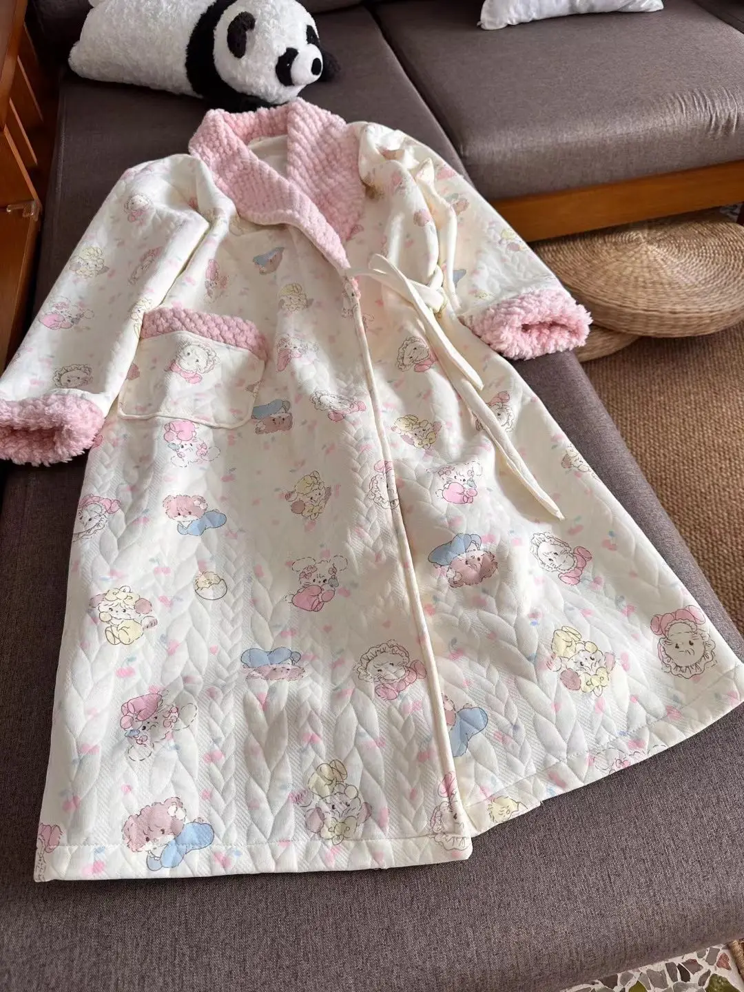 Cartoon Mikko Bathrobe Autumn Winter Cotton Long Sleeved Tied Rope Nightgown Women Loose Cute Home Clothes Pajama Girl Gift Toys
Cartoon Mikko Bathrobe Autumn Winter Cotton Long Sleeved Tied Rope Nightgown Women Loose Cute Home Clothes Pajama Girl Gift Toys