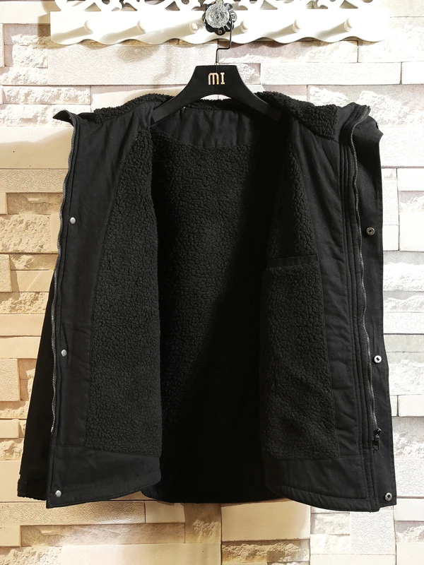 Ultra-Thi Lamb Fur Jaet Men's Winter Warm Outerwear Loose Fit Faion Brand Trendy Lamb Skin Coat for Extreme Cold
Ultra-Thi Lamb Fur Jaet Men's Winter Warm Outerwear Loose Fit Faion Brand Trendy Lamb Skin Coat for Extreme Cold