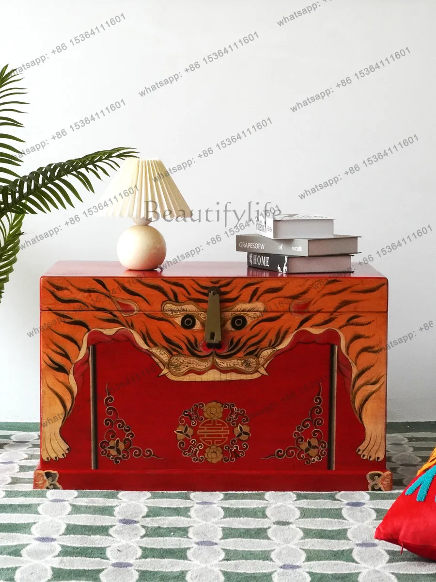 Chinese solid wood hand-painted box retro painted large capacity storage small coffee table
Chinese solid wood hand-painted box retro painted large capacity storage small coffee table