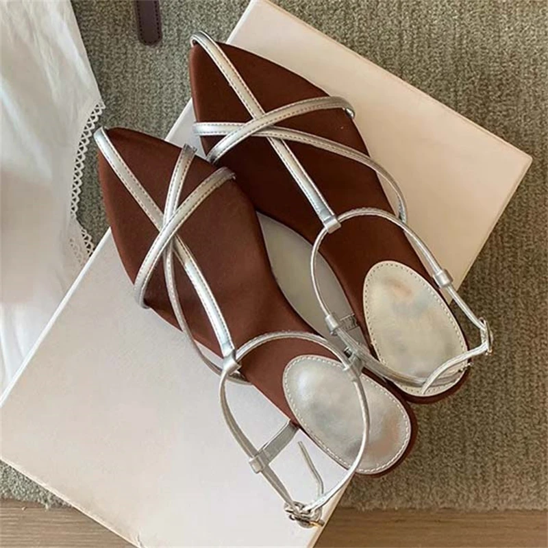 Eilyken Womens Sandals 2025 Summer Narrow Band Low Heels Shoes Fashion Summer Pointed Toe Buckle Strap Zapatos Mujer
Eilyken Womens Sandals 2025 Summer Narrow Band Low Heels Shoes Fashion Summer Pointed Toe Buckle Strap Zapatos Mujer