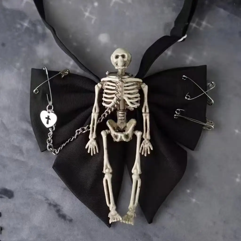 JK Women Punk Y2K Girl Gothic Skeleton Personality Cross Pin Anime Tie Cosplay Costume Accessories Props Halloween
JK Women Punk Y2K Girl Gothic Skeleton Personality Cross Pin Anime Tie Cosplay Costume Accessories Props Halloween