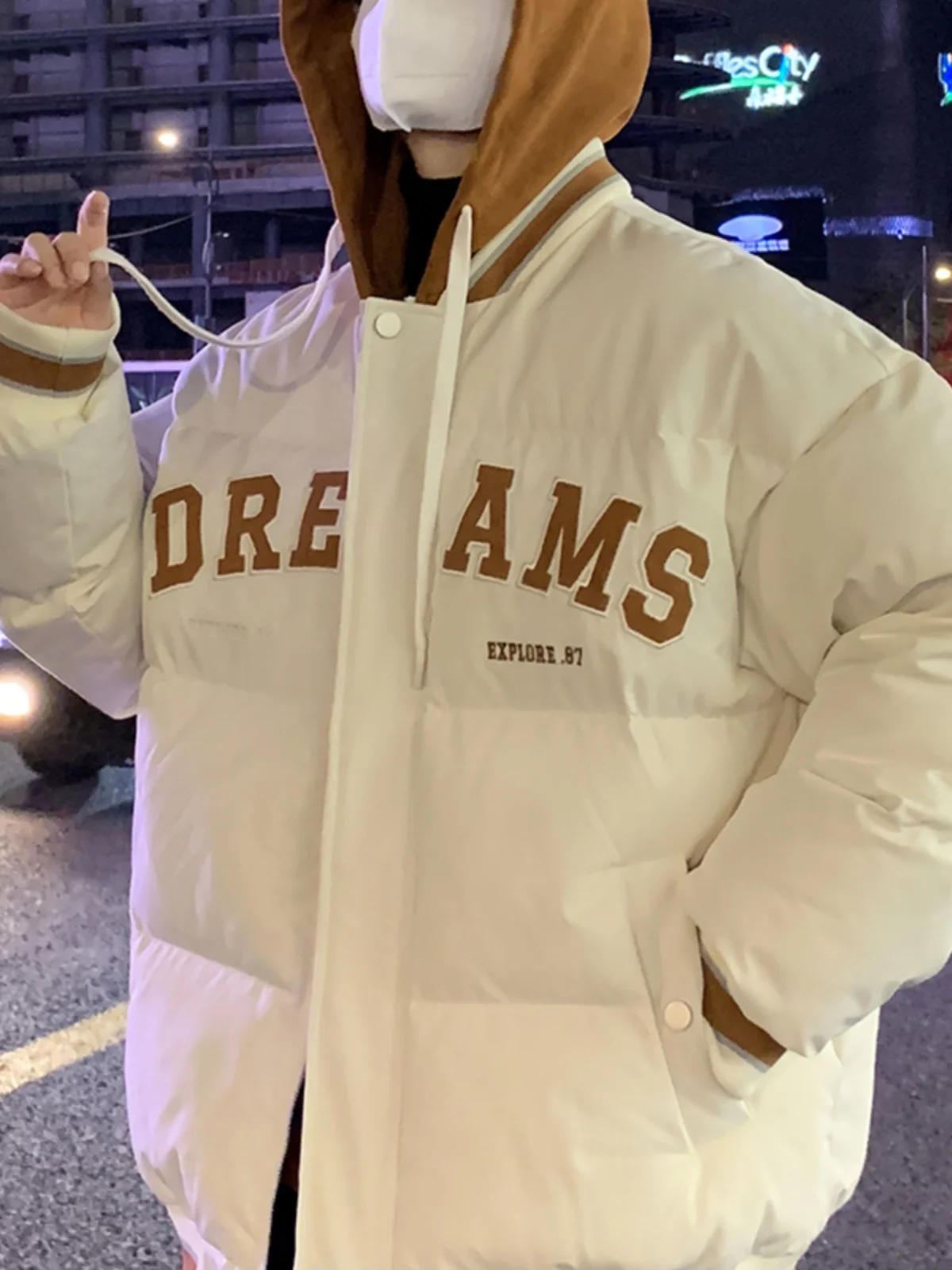 Men's Winter Thiened Cotton Jaet Hooded Loose Casual Faion Windproof Warm High School Student Outerwear Coat for Youth
Men's Winter Thiened Cotton Jaet Hooded Loose Casual Faion Windproof Warm High School Student Outerwear Coat for Youth