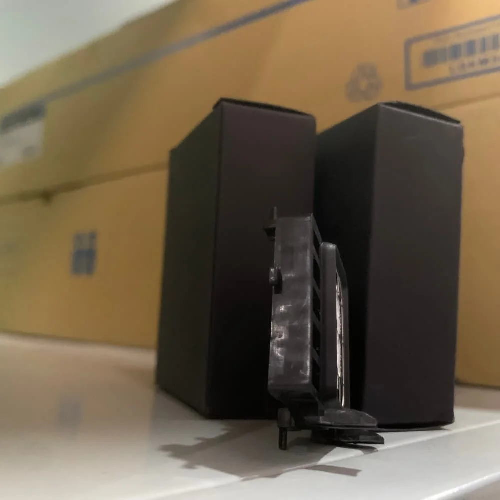 1PC Original Printhead Capping Station cap top Ink Pad For Epson L1800 R1390 1390 1400 1430 1500W Printer
1PC Original Printhead Capping Station cap top Ink Pad For Epson L1800 R1390 1390 1400 1430 1500W Printer