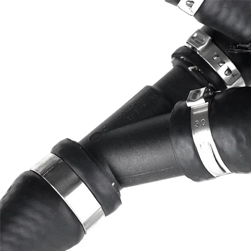 1 PCS Engine Expansion Tank Radiator Hose Rubber Water Coolant Pipe Black Rubber For BMW E70 E71 X5 X6 35IX 40IX 17127576371
1 PCS Engine Expansion Tank Radiator Hose Rubber Water Coolant Pipe Black Rubber For BMW E70 E71 X5 X6 35IX 40IX 17127576371