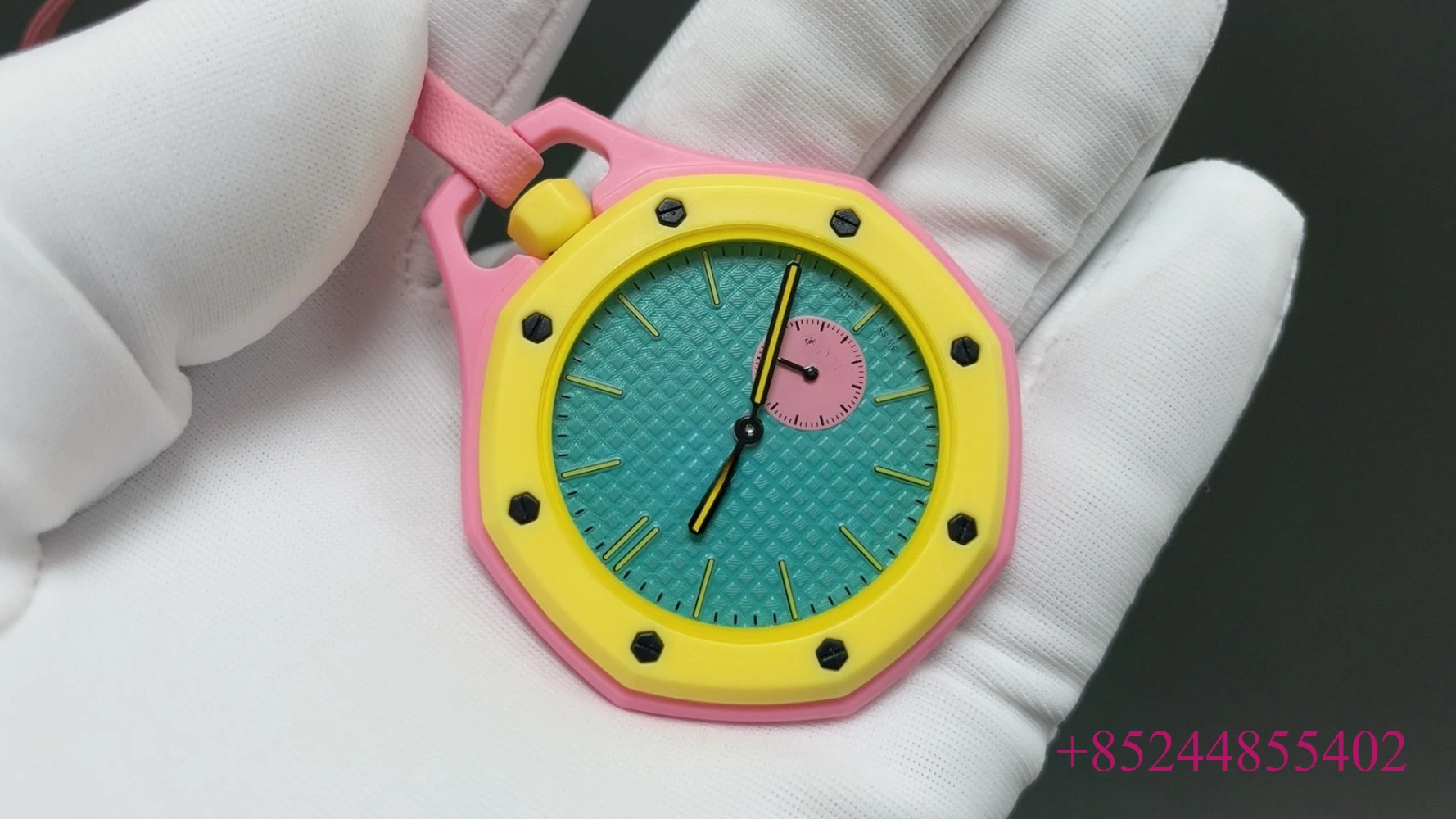 Customized luxury automatic mechanical watch with exquisite inheritance and hand carved dial
Customized luxury automatic mechanical watch with exquisite inheritance and hand carved dial