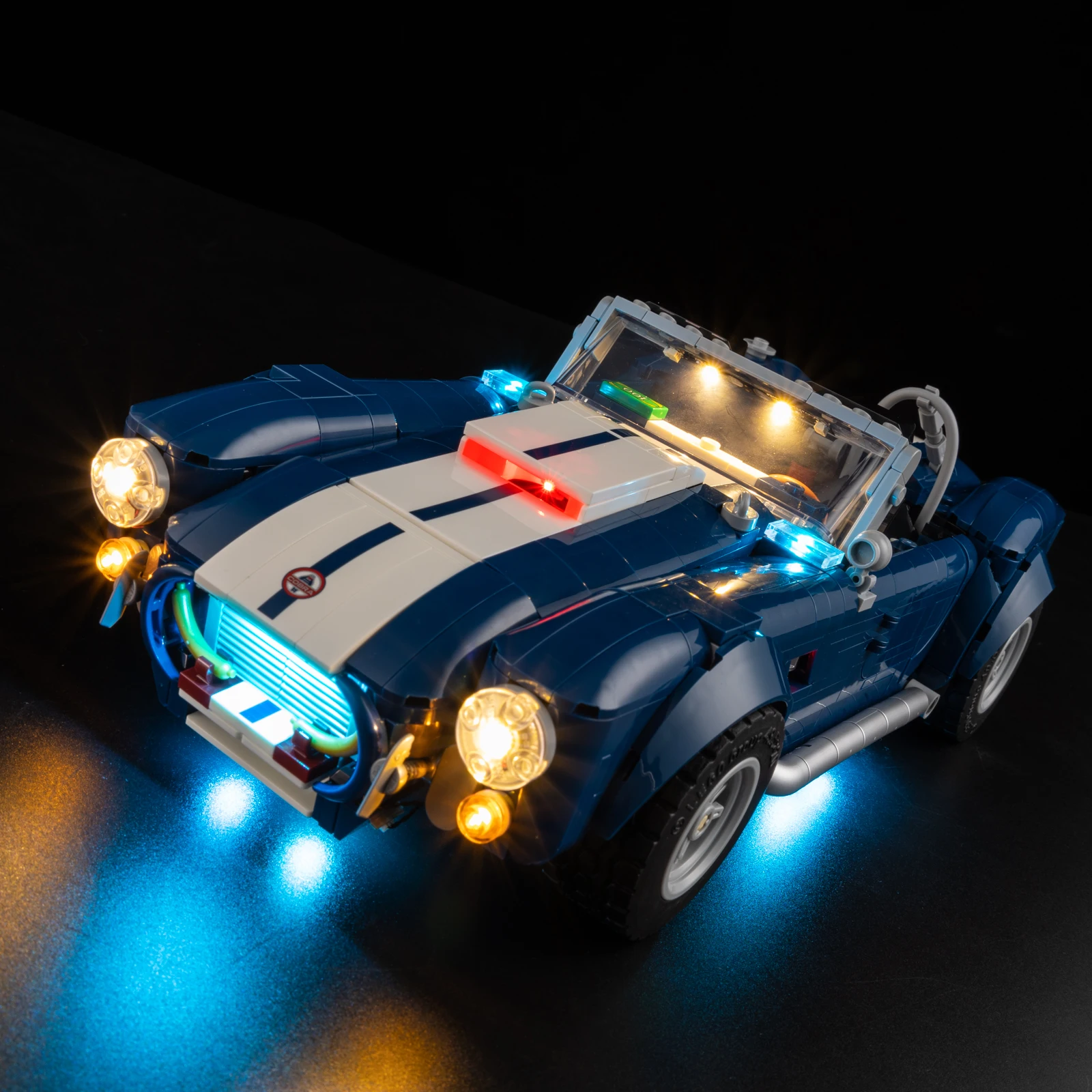 Набор освещения для радиоуправляемой версии LEGO Shelby Cobra 427 S/C не включает строительный блок (только комплект светодиодных фонарей)
Набор освещения для радиоуправляемой версии LEGO Shelby Cobra 427 S/C не включает строительный блок (только комплект светодиодных фонарей)