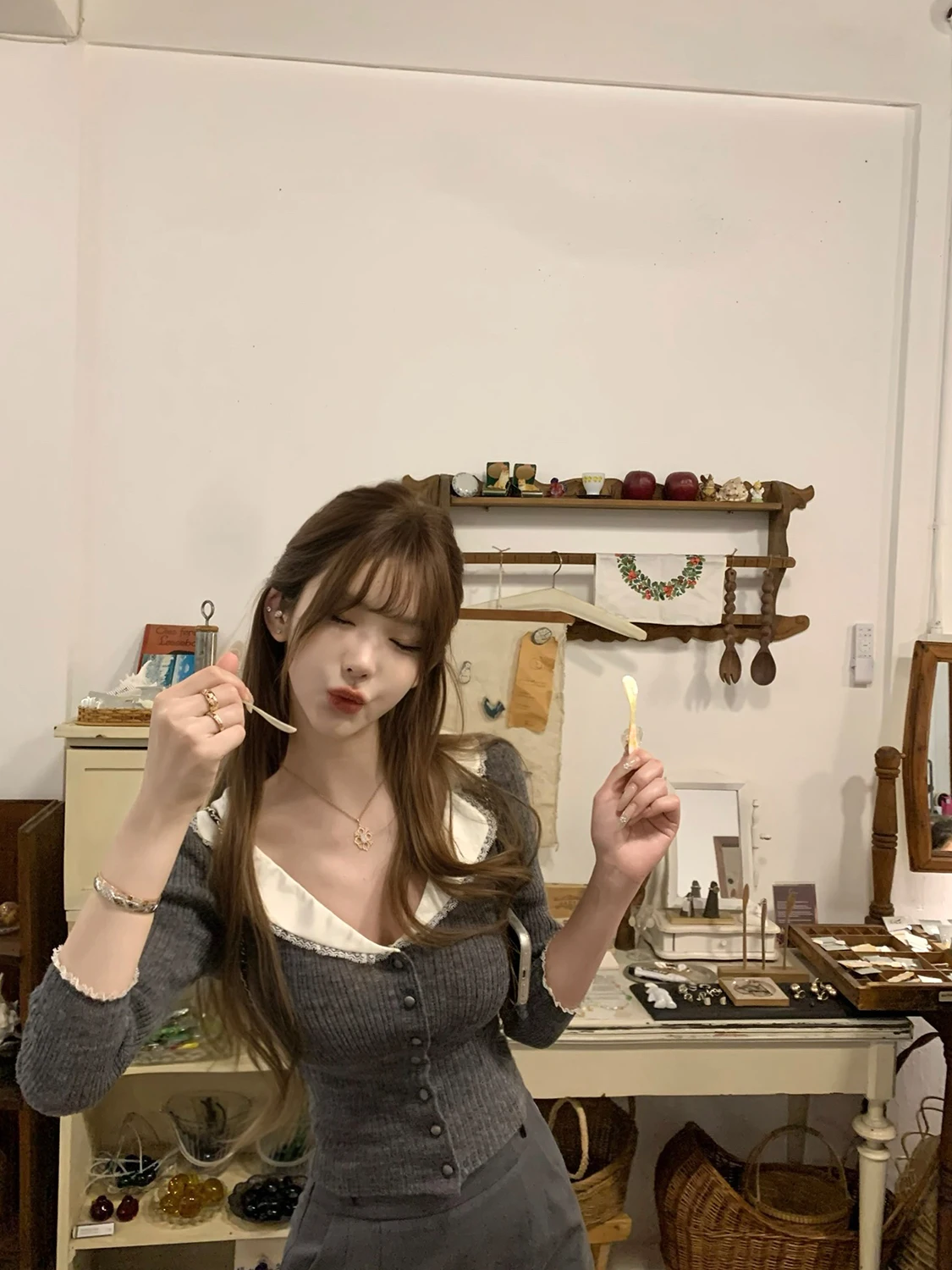 JMOP Sweet Cherry Journey Slim Fit Knitwear Women's Spring Design Sense Splice Lace Collar Eight Sve Upper Body
JMOP Sweet Cherry Journey Slim Fit Knitwear Women's Spring Design Sense Splice Lace Collar Eight Sve Upper Body