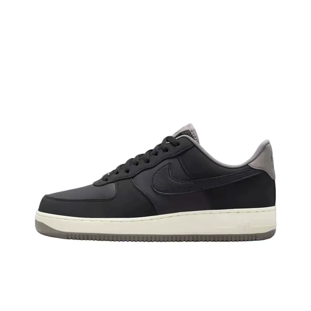 Nike Air Force 1 07 Fashion Low Top Board Shoes Leathers Black Men's and Women's Classic Wear-resistant Sneakers FZ5225-001
Nike Air Force 1 07 Fashion Low Top Board Shoes Leathers Black Men's and Women's Classic Wear-resistant Sneakers FZ5225-001
