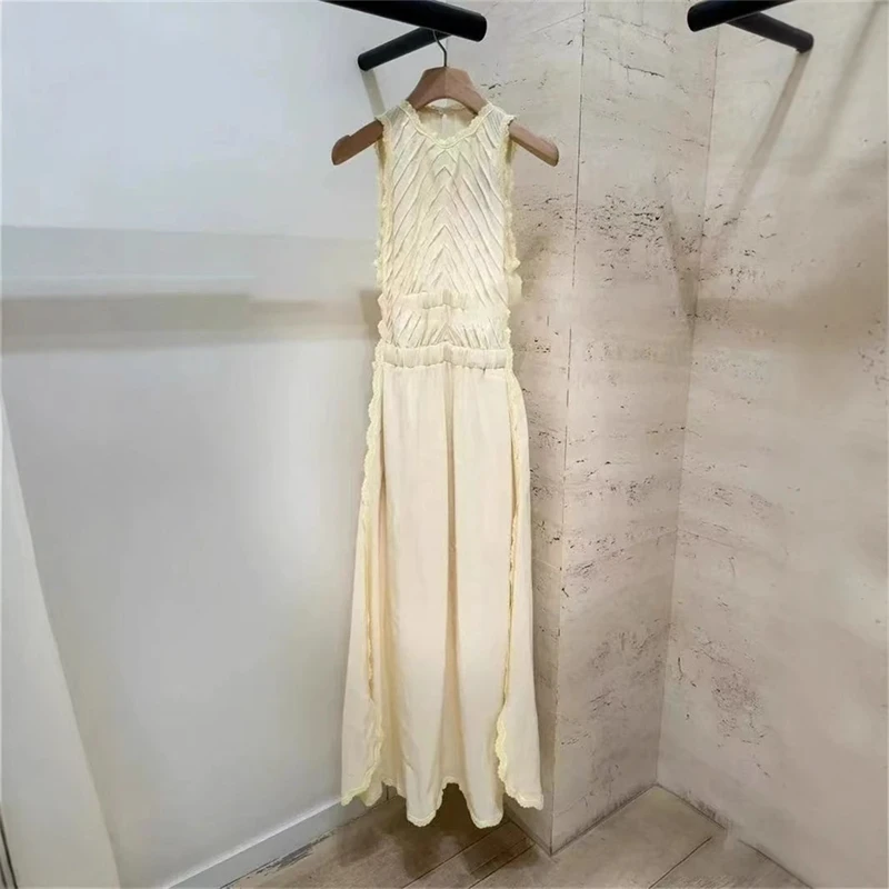Pleated Women Tank Dress Lace Trim Summer 2025 Round Neck Lace-up Lady Temperament Long Robe
Pleated Women Tank Dress Lace Trim Summer 2025 Round Neck Lace-up Lady Temperament Long Robe