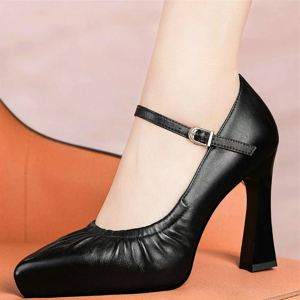 High Heels Women's Genuine Leather Pointed Toe Party Pumps Ankle Strap Mary Janes Office Casual Wedding Shoe Slim Fashion
High Heels Women's Genuine Leather Pointed Toe Party Pumps Ankle Strap Mary Janes Office Casual Wedding Shoe Slim Fashion